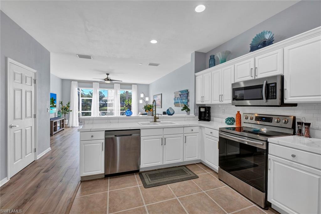 LAKEWOOD VILLAGE - Residential