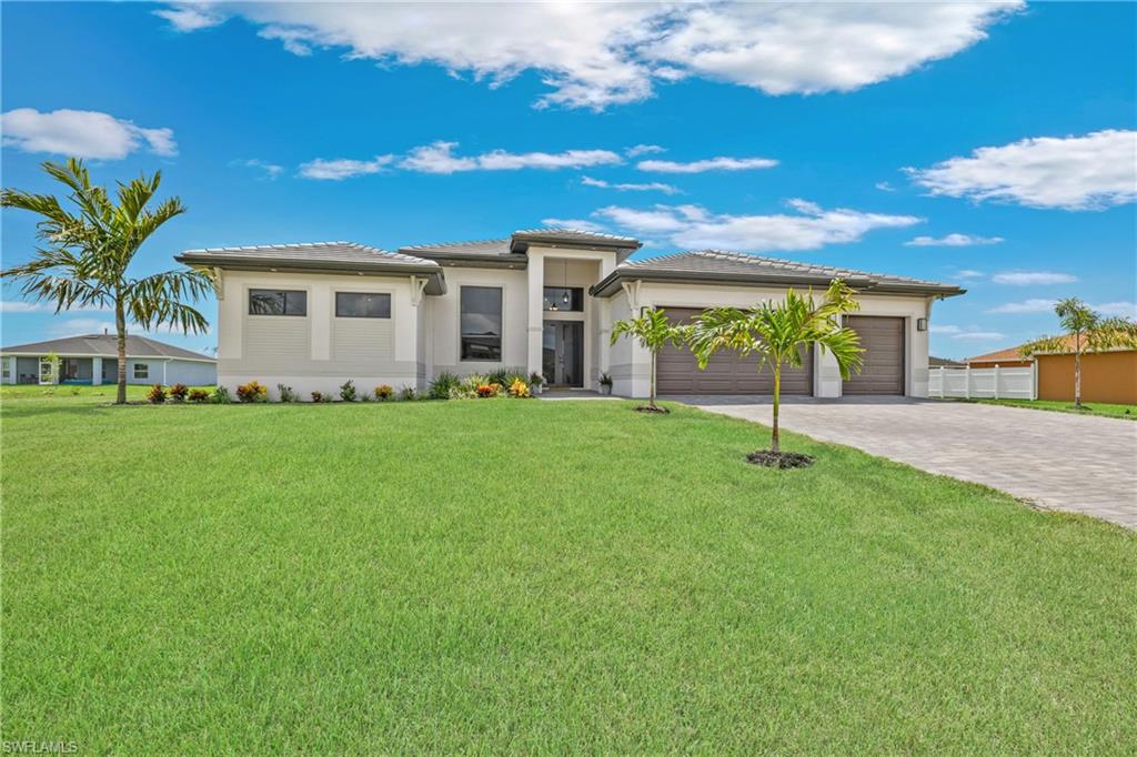 CAPE CORAL - Residential