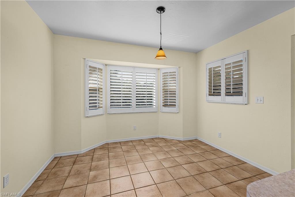 CAPTAINS COVE - Residential