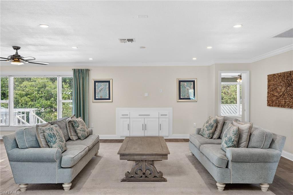 PINE ISLAND CENTER - Residential
