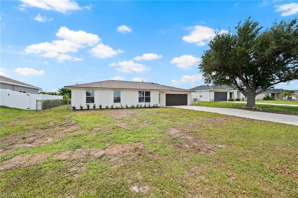 CAPE CORAL - Residential
