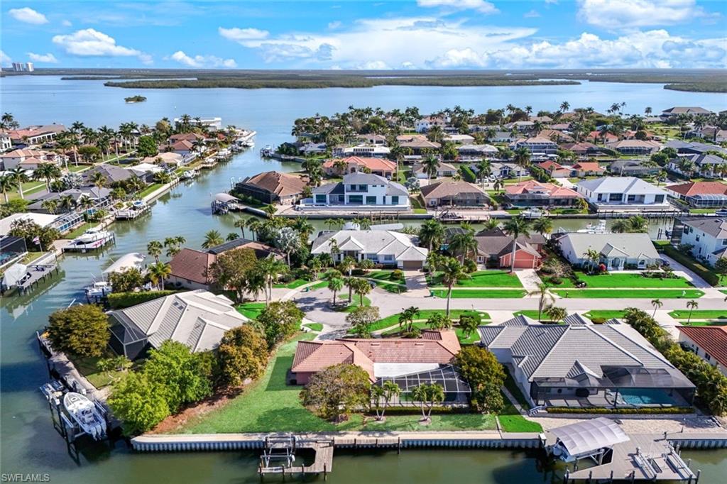 MARCO ISLAND - Land