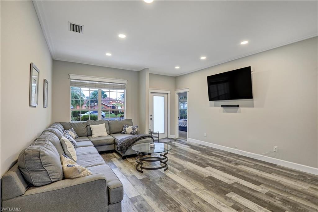 WESTMINSTER - Residential Lease