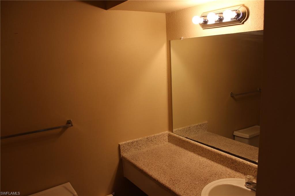 VILLAGE CREEK - Residential