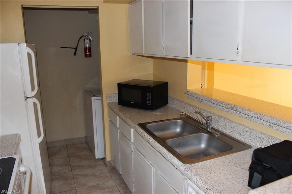 VILLAGE CREEK - Residential