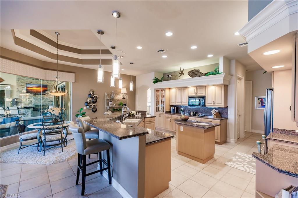 MARCO BEACH - Residential