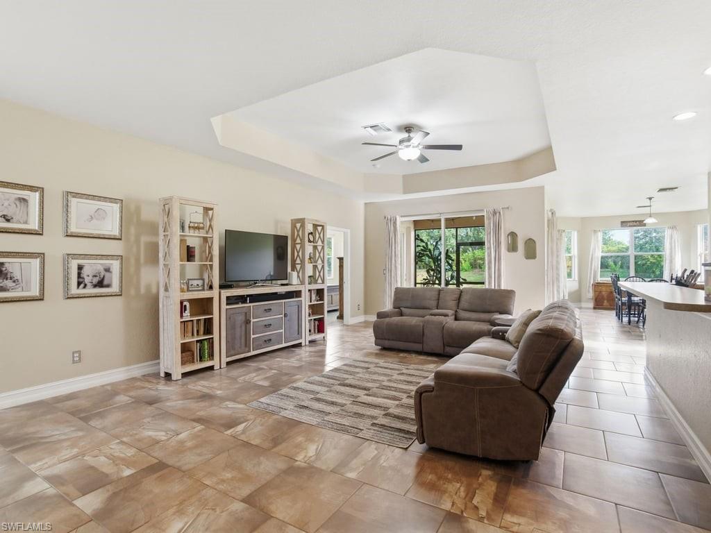 STONEYBROOK - Residential