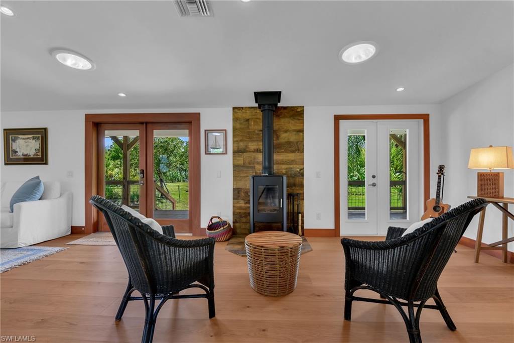 ACREAGE HEADER - Residential Lease