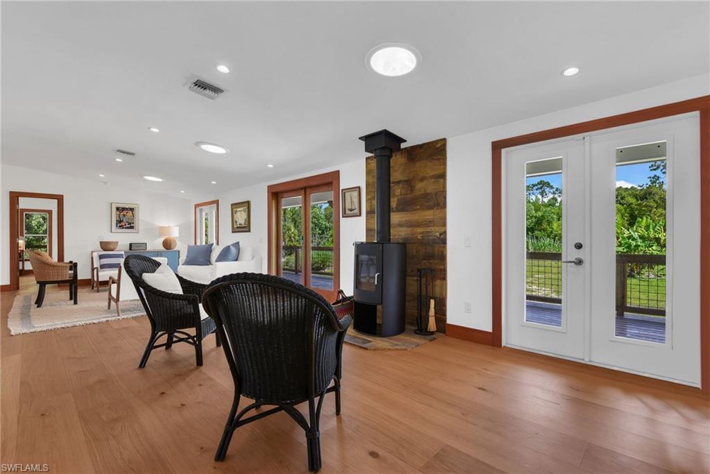 ACREAGE HEADER - Residential Lease