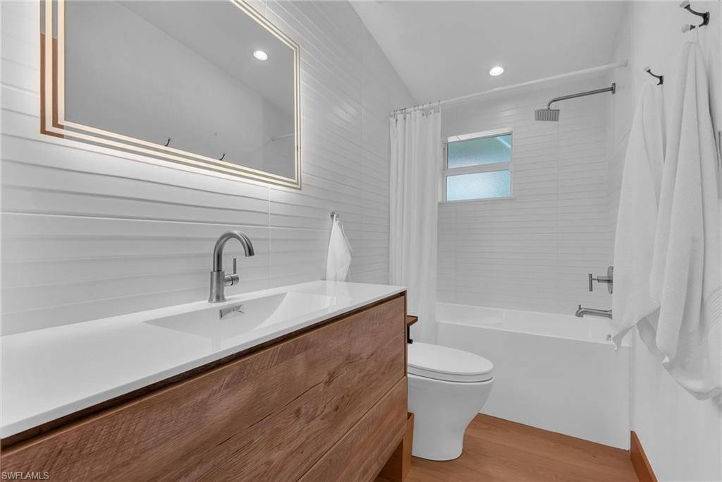 ACREAGE HEADER - Residential Lease