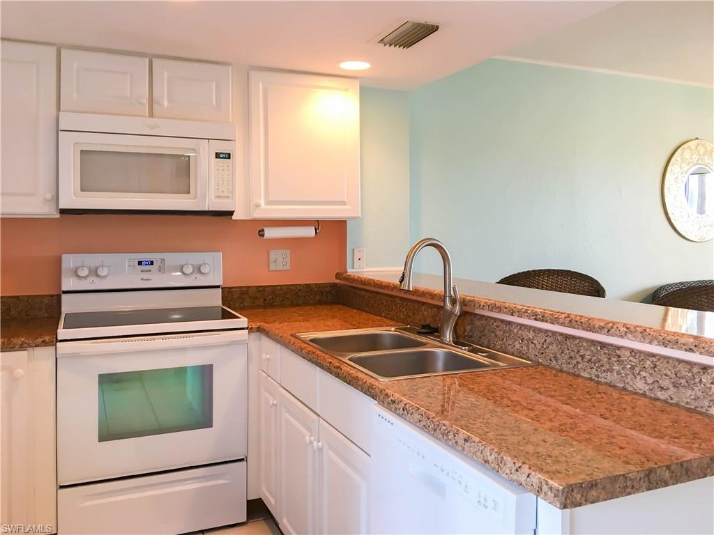 MARINA TOWN CONDO - Residential