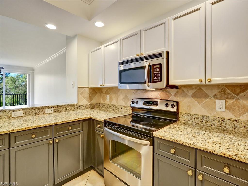 THE CARLYSLE - Residential