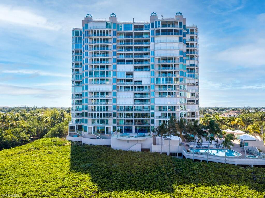 BAYPOINTE AT NAPLES CAY - Residential