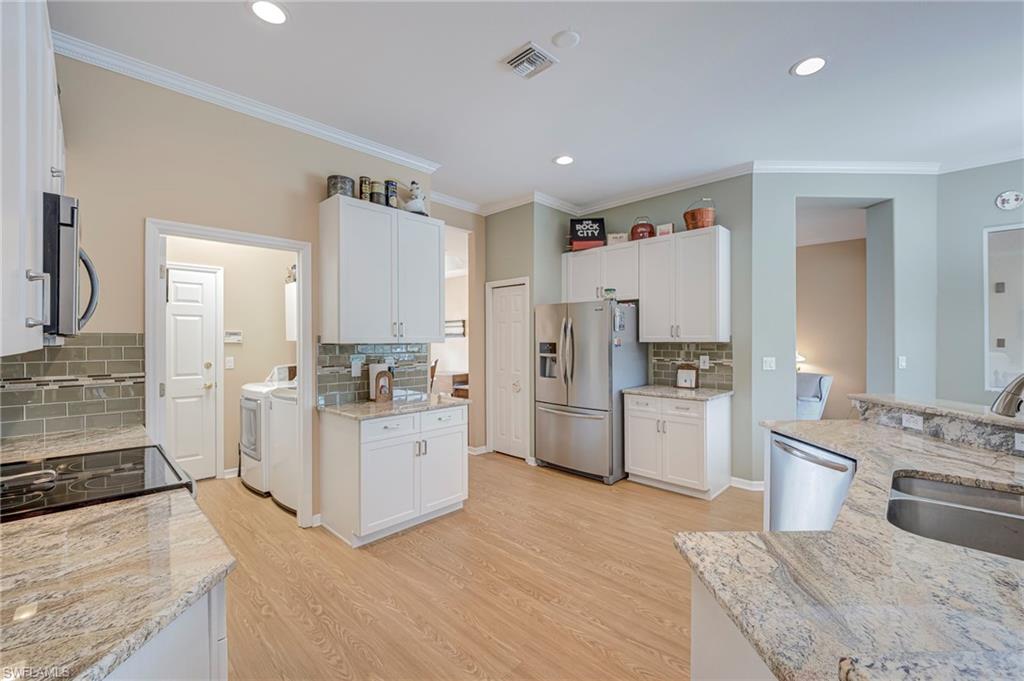 SILVERLAKES - Residential