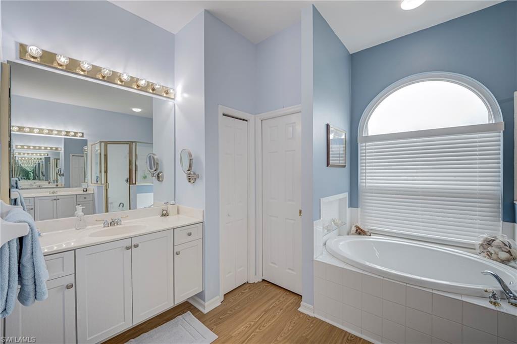 SILVERLAKES - Residential