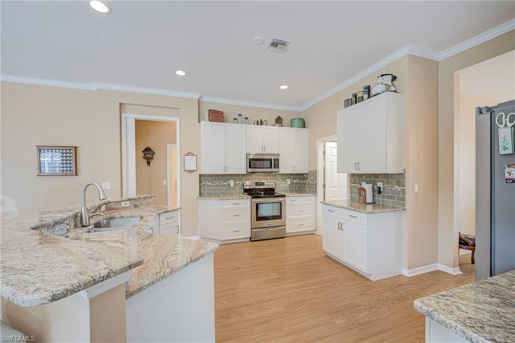 SILVERLAKES - Residential
