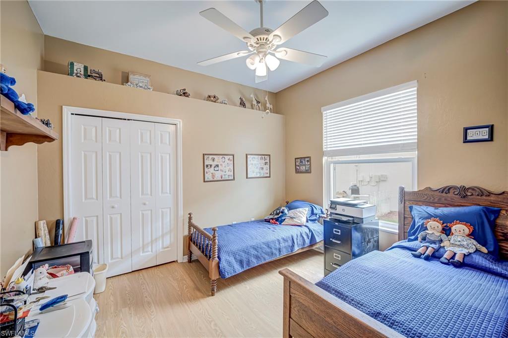 SILVERLAKES - Residential