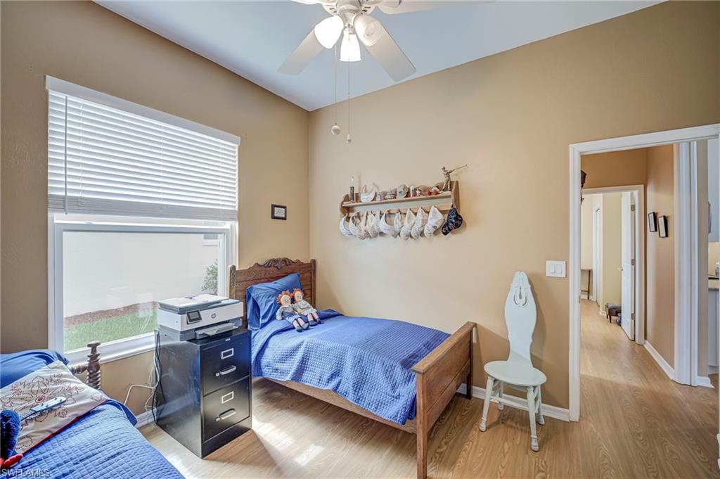 SILVERLAKES - Residential