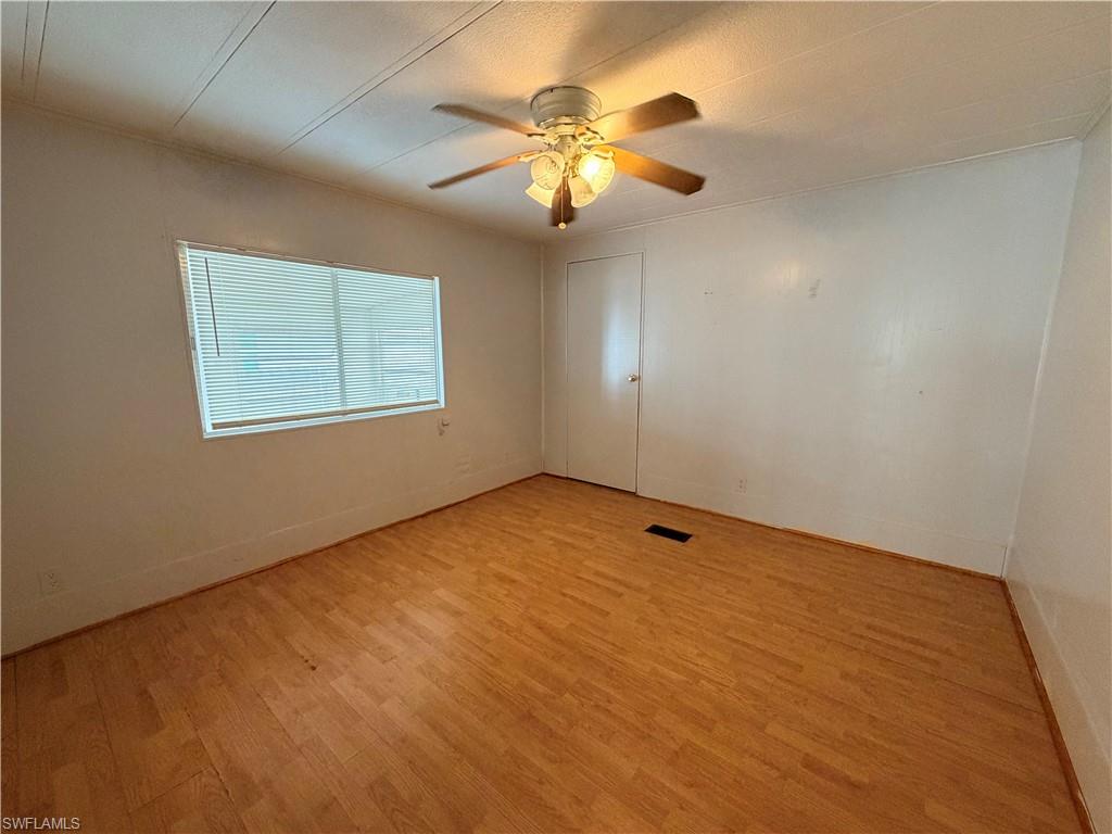 MOBILE MANOR - Residential Lease