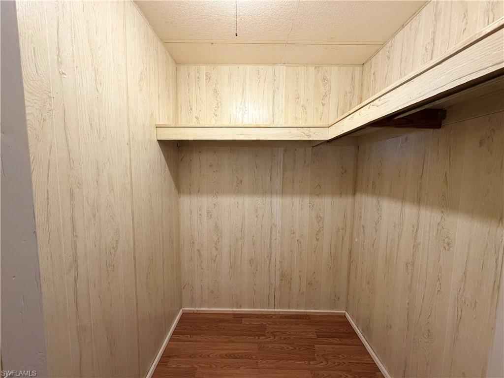 MOBILE MANOR - Residential Lease