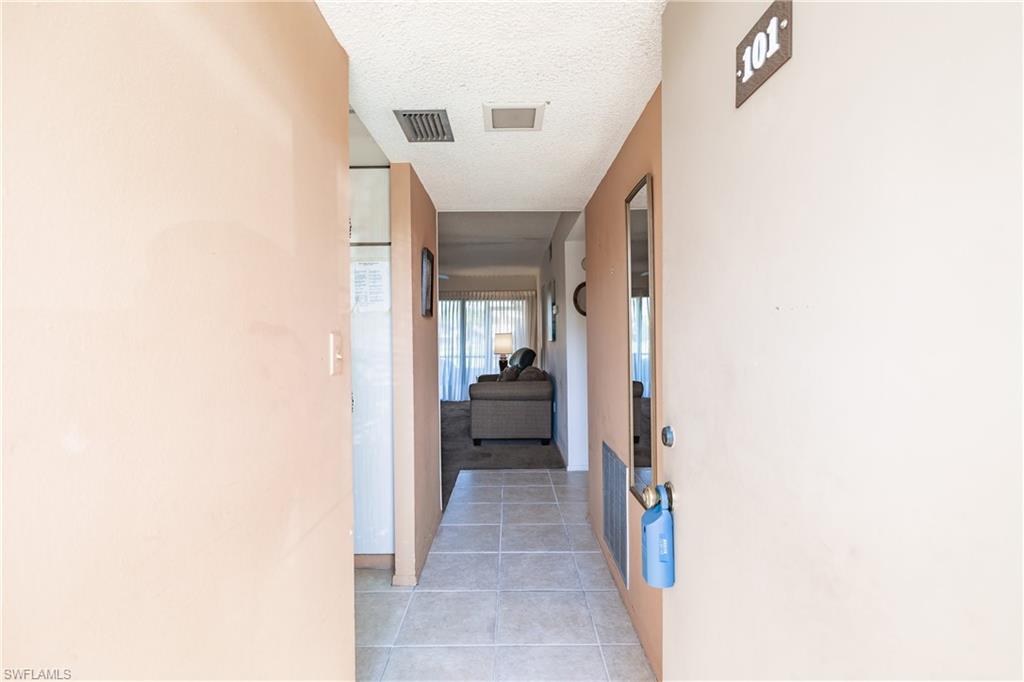 SEVEN LAKES - Residential