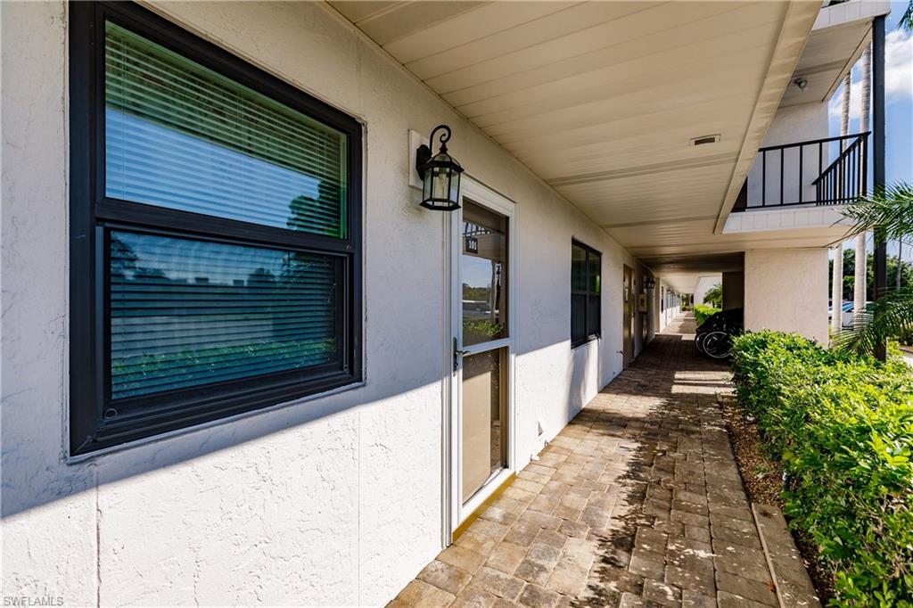 SEVEN LAKES - Residential