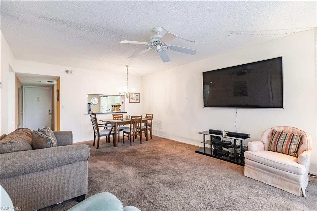 SEVEN LAKES - Residential