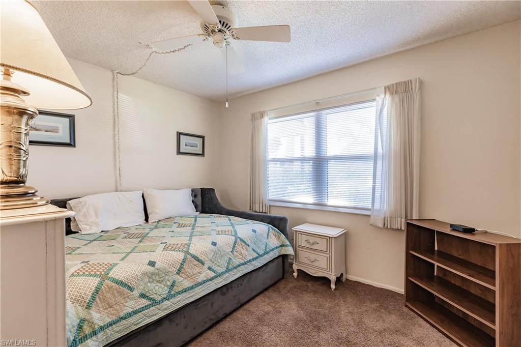SEVEN LAKES - Residential