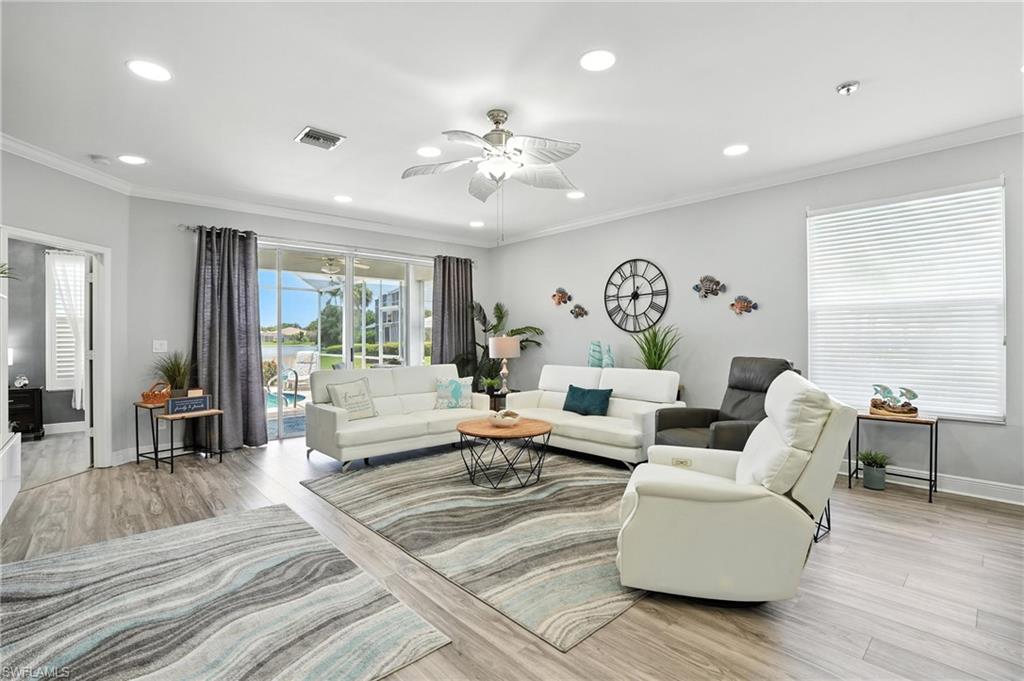 SILVERLAKES - Residential