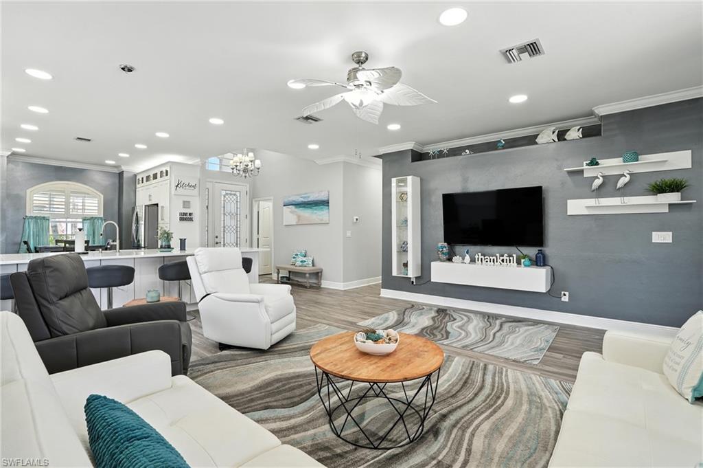 SILVERLAKES - Residential