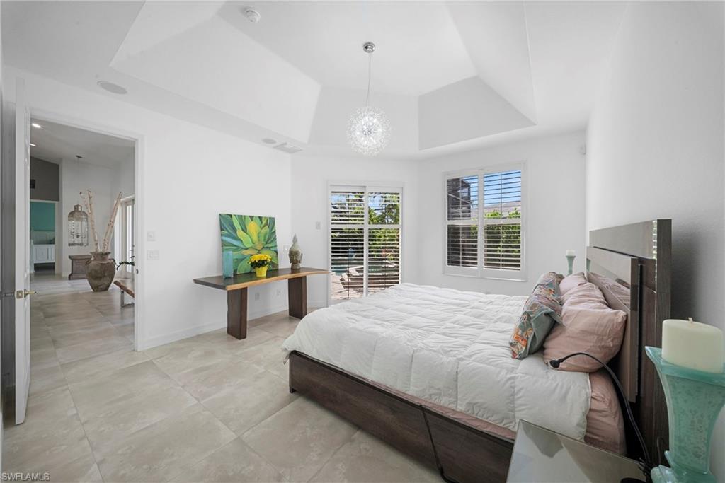 FOUNTAIN LAKES - Residential