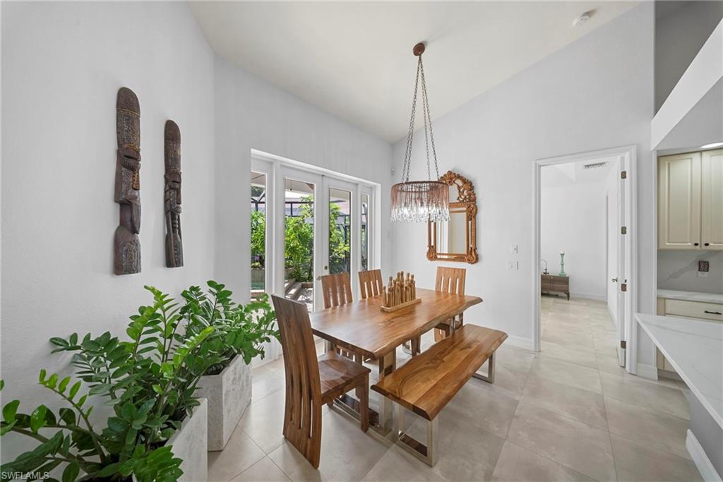 FOUNTAIN LAKES - Residential