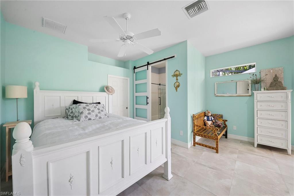 FOUNTAIN LAKES - Residential