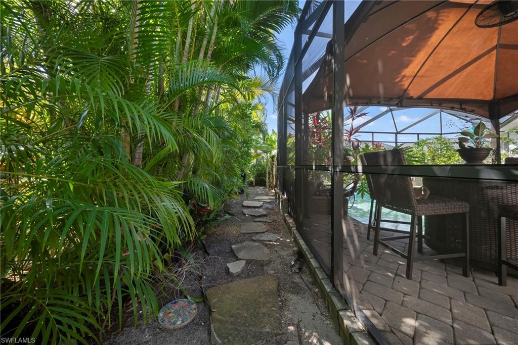 FOUNTAIN LAKES - Residential