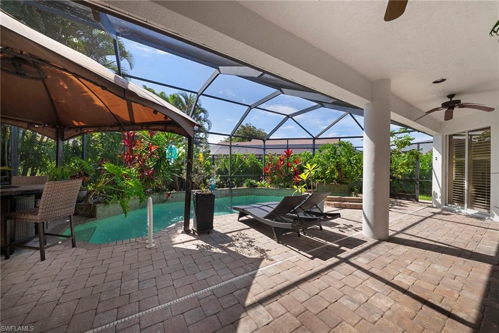 FOUNTAIN LAKES - Residential