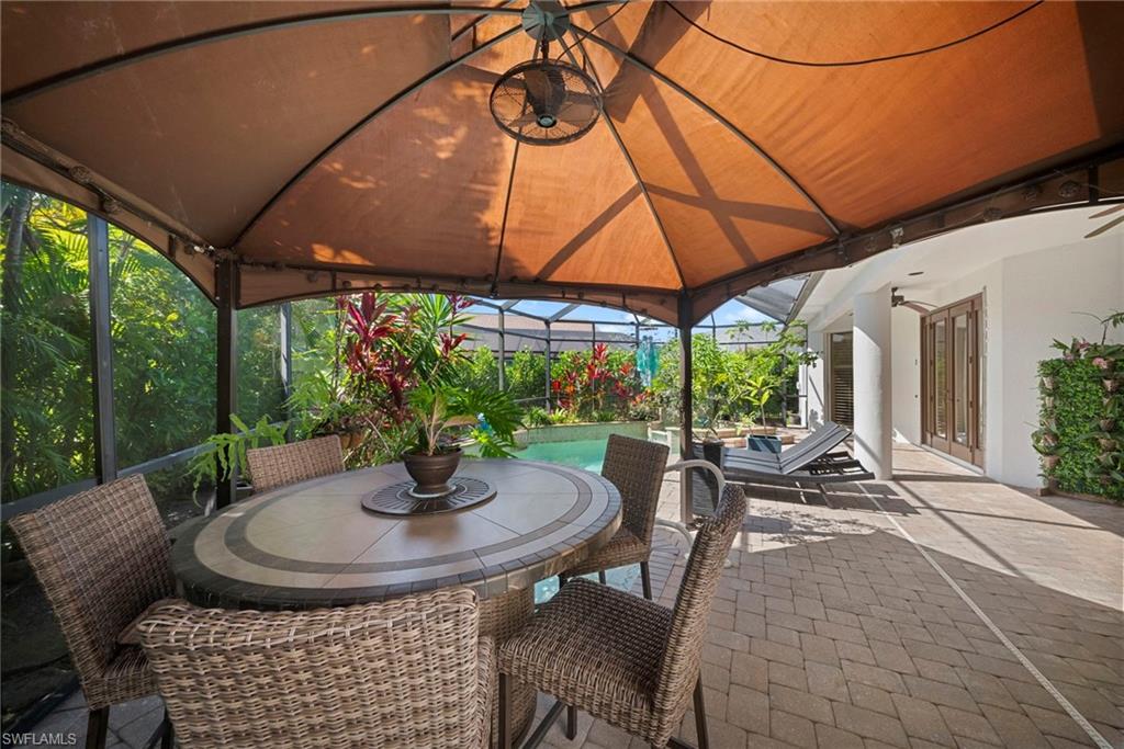 FOUNTAIN LAKES - Residential