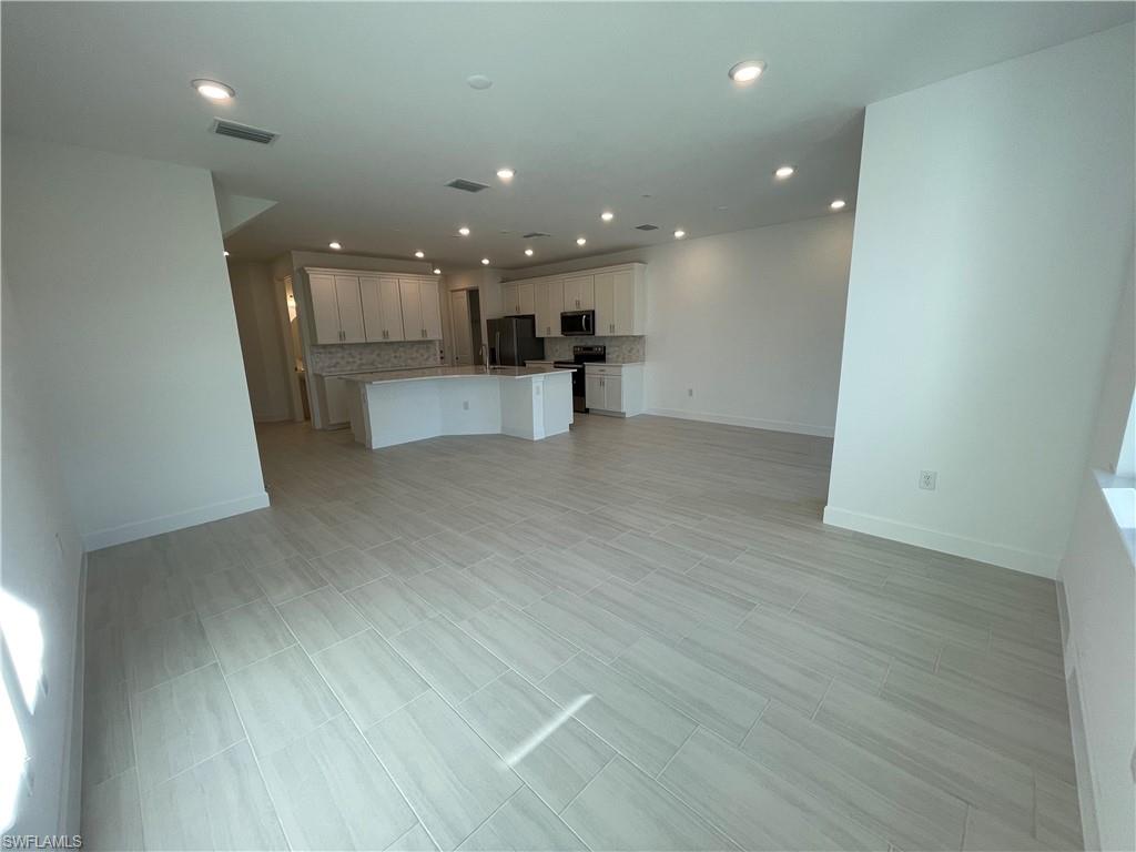 SONOMA OAKS - Residential Lease