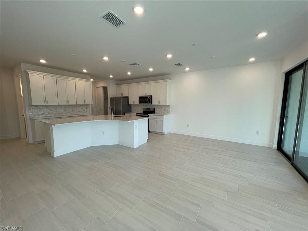 SONOMA OAKS - Residential Lease