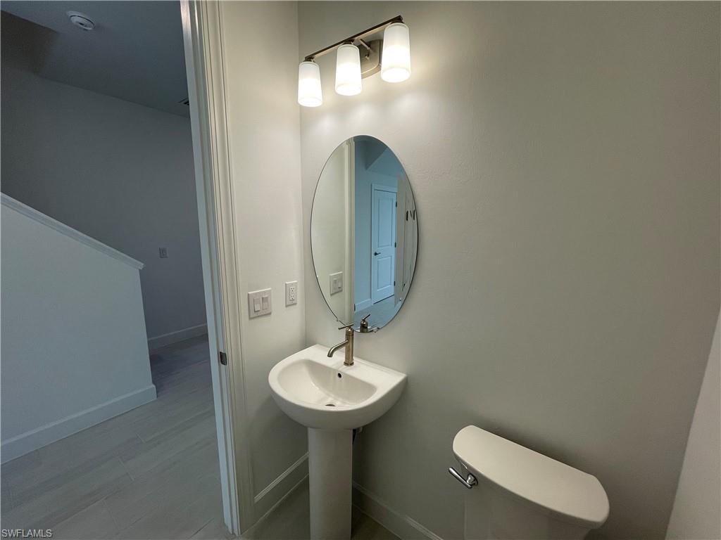 SONOMA OAKS - Residential Lease