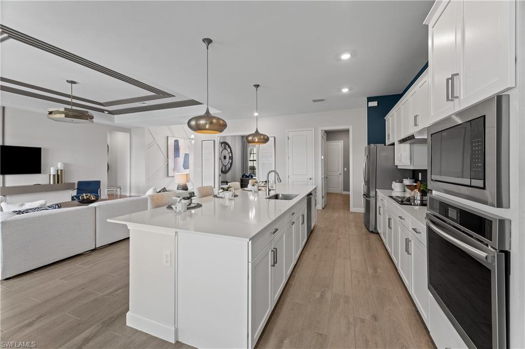 TUCKERS COVE - Residential