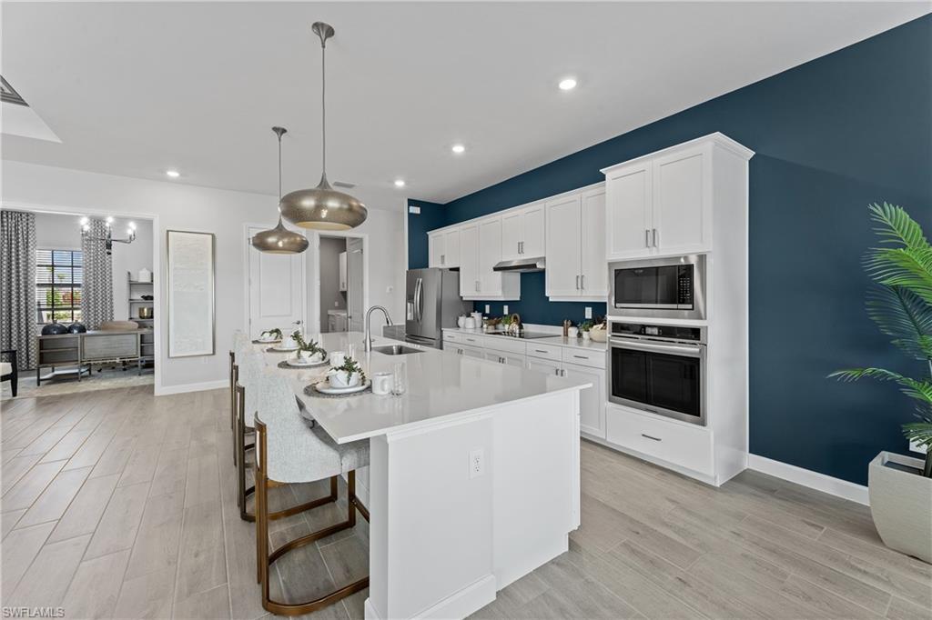 TUCKERS COVE - Residential