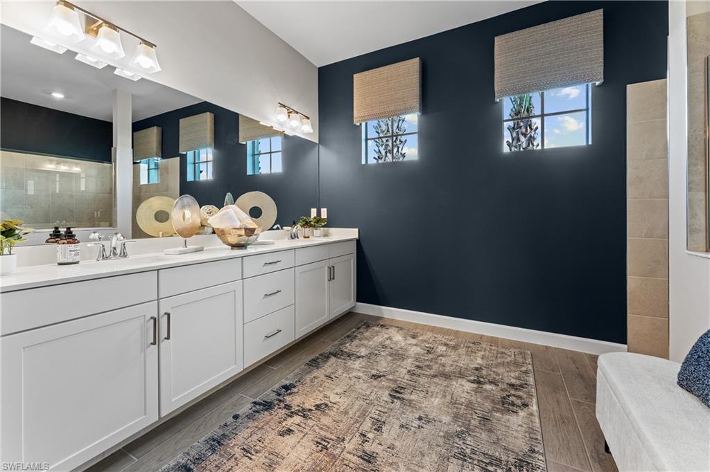 TUCKERS COVE - Residential