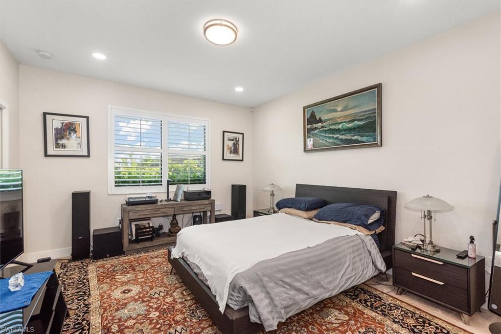 MAPLE RIDGE - Residential