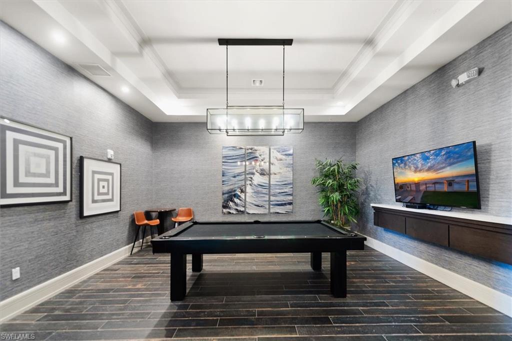 MAPLE RIDGE - Residential