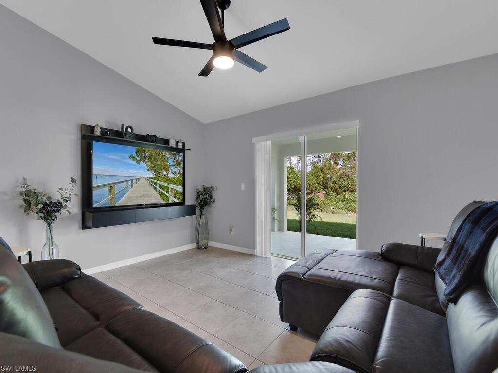 PORT CHARLOTTE - Residential