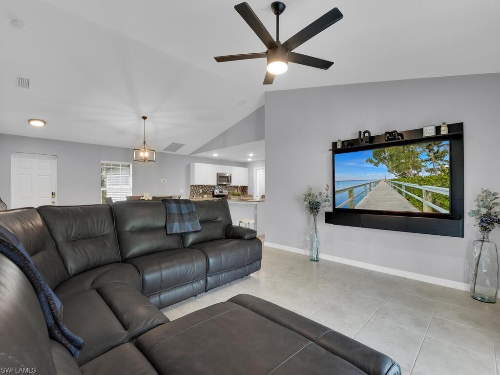 PORT CHARLOTTE - Residential