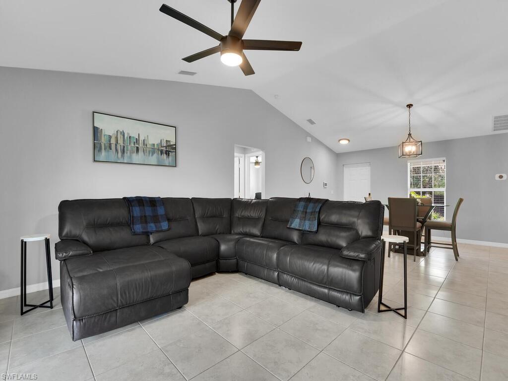 PORT CHARLOTTE - Residential