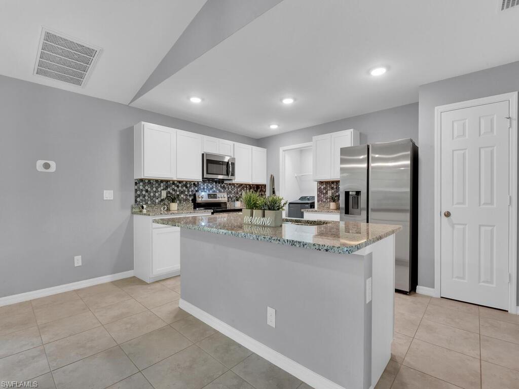 PORT CHARLOTTE - Residential