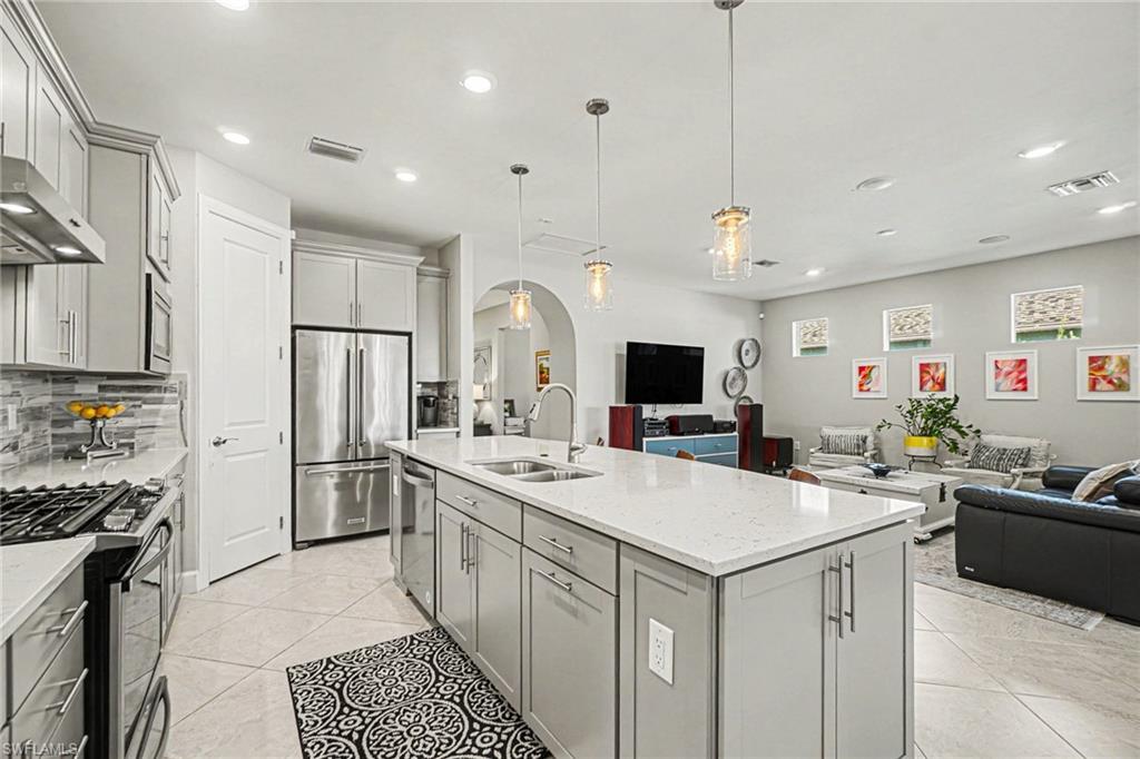 PARKSIDE - Residential