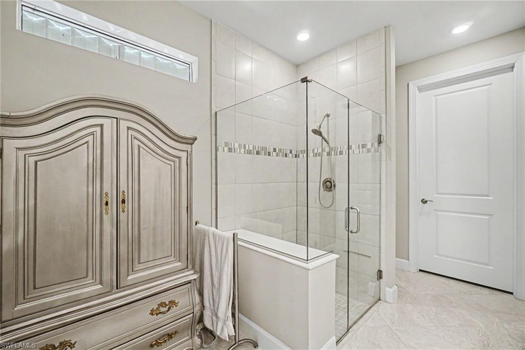 PARKSIDE - Residential